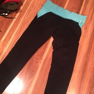 Victoria’s Secret pink leggings